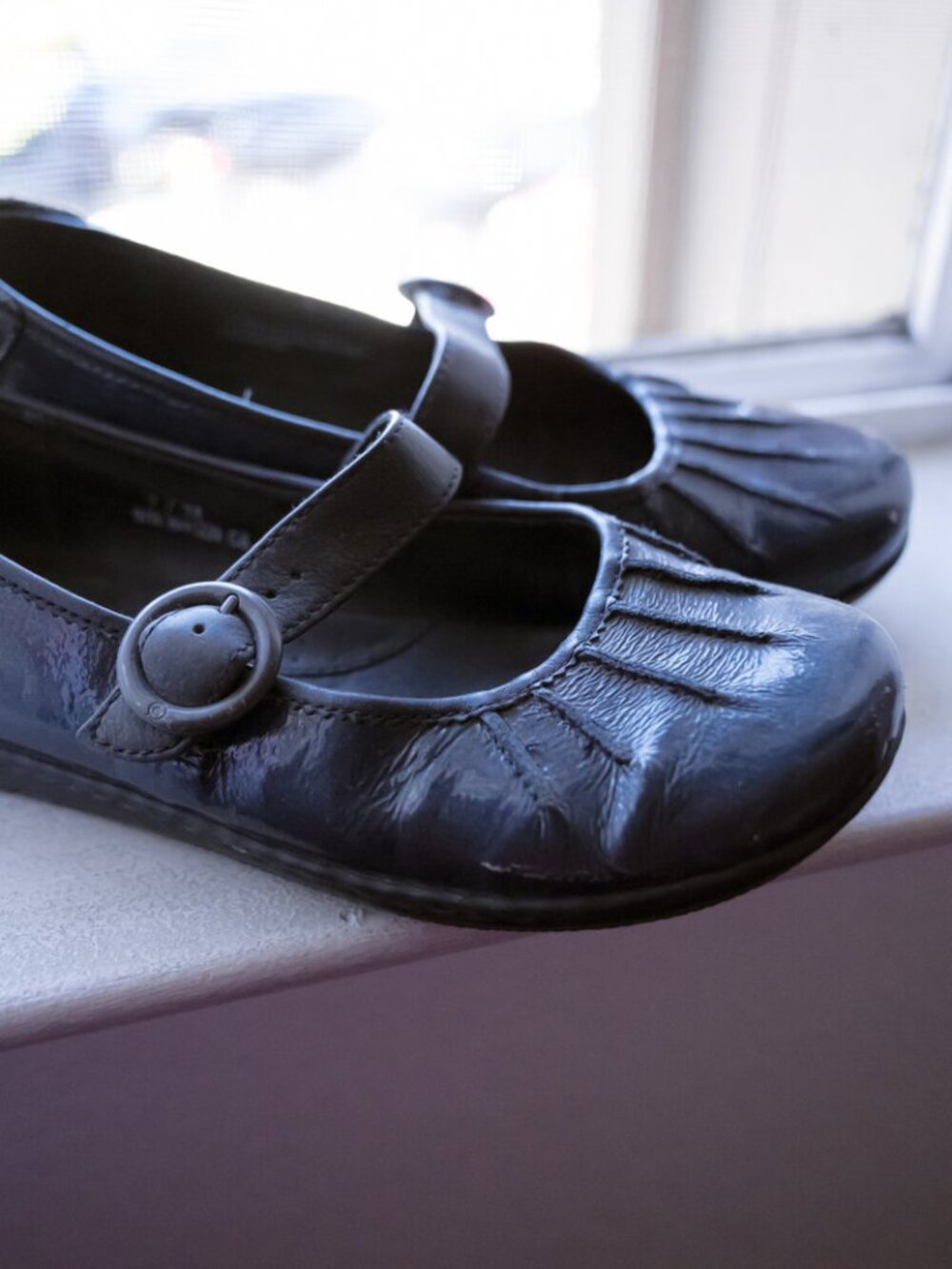 Bjorn Comfort Mary Jane Flats Navy Black 7